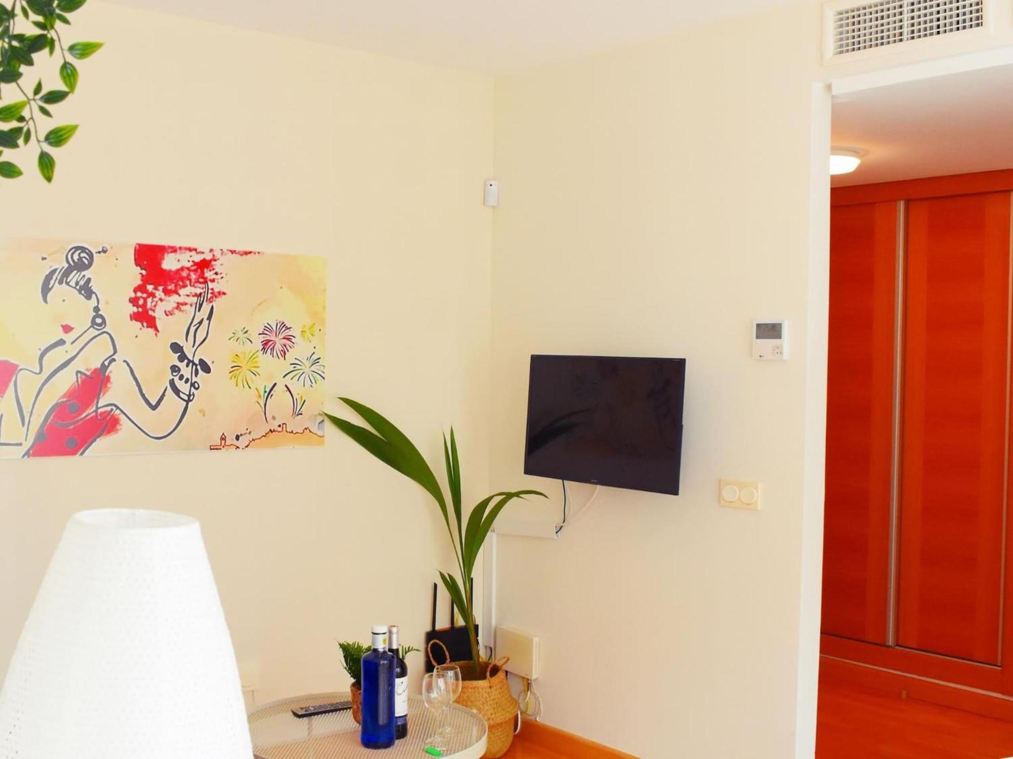Cozy Apatment Just 10 Mins From The City Centre Μάλαγα Εξωτερικό φωτογραφία